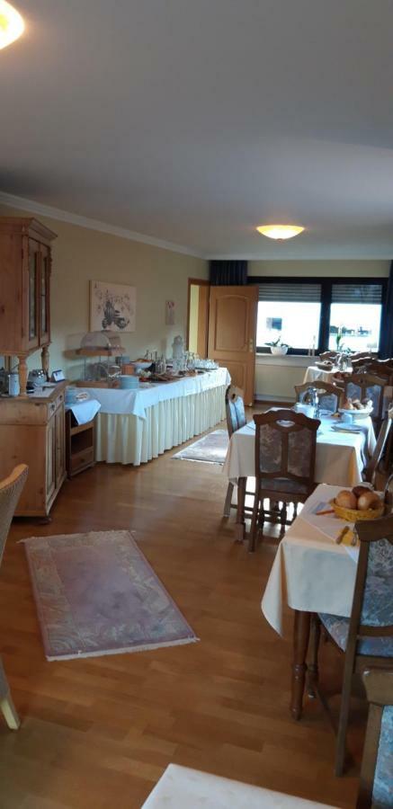 Wein & Gastehaus Hermeshof Hotel Тритенхайм Екстериор снимка